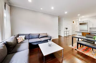 4129 N Kenmore Ave, Chicago, IL 60613 - Photo 3