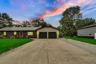 15639 Bradley Ave, Momence, IL 60954 - Photo 1