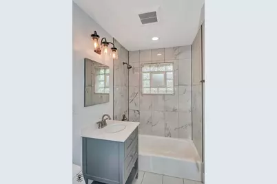 241 S Small Avenue #1S, Kankakee, IL 60901 - Photo 15