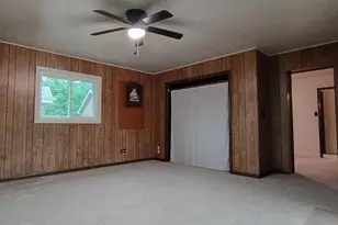 1301 Balmoral Ave, Calumet City, IL 60409 - Photo 11