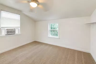 9615 S Bensley Avenue, Chicago, IL 60628 - Photo 7