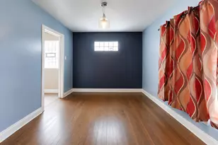 9615 S Bensley Ave, Chicago, IL 60628 - Photo 5
