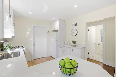 4438 N Narragansett Avenue, Harwood Heights, IL 60706 - Photo 9