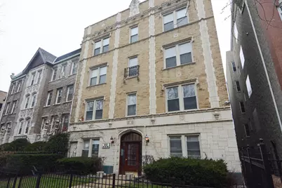 640 W Wrightwood Avenue #201, Chicago, IL 60614 - Photo 1