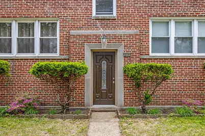 2739 W Summerdale Avenue #2W, Chicago, IL 60625 - Photo 3