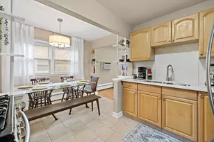 2739 W Summerdale Ave, Chicago, IL 60625 - Photo 7