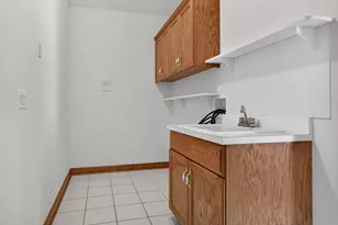 4N760 S Circle Dr, Saint Charles, IL 60175 - Photo 25