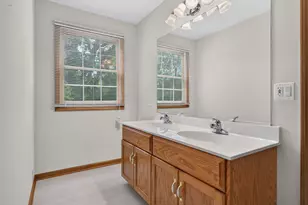 4N760 S Circle Dr, Saint Charles, IL 60175 - Photo 21