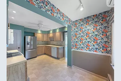 422 S Park Boulevard, Freeport, IL 61032 - Photo 9