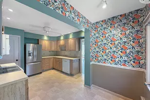 422 S Park Blvd, Freeport, IL 61032 - Photo 9
