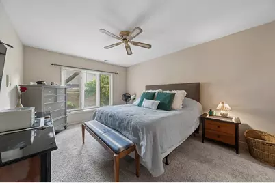 1214 Gulfstream Parkway #19B, Libertyville, IL 60048 - Photo 11