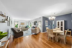 1214 Gulfstream Pkwy, Libertyville, IL 60048 - Photo 1