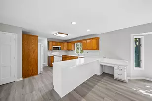 16107 S Howard St, Plainfield, IL 60586 - Photo 7