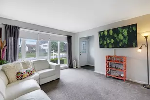 831 N Lombard Rd, Addison, IL 60101 - Photo 3