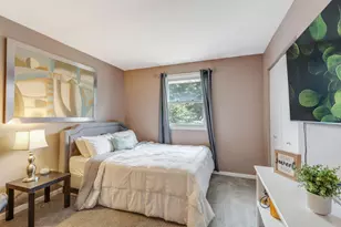831 N Lombard Rd, Addison, IL 60101 - Photo 13