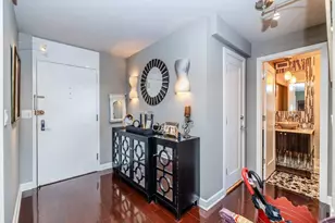 2800 N Lake Shore Dr, Chicago, IL 60657 - Photo 13
