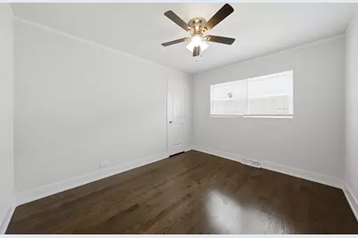 701 W 116th Street, Chicago, IL 60628 - Photo 11
