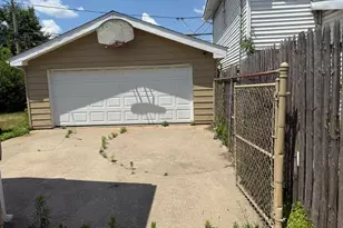 538 Ingraham Ave, Calumet City, IL 60409 - Photo 3