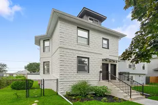 412 S 12th Ave, Maywood, IL 60153 - Photo 1