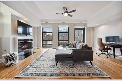 165 N Canal Street #602, Chicago, IL 60606 - Photo 5
