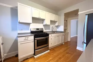 7440 N Claremont Ave, Chicago, IL 60645 - Photo 13