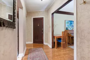 949 Lake St, Oak Park, IL 60301 - Photo 5