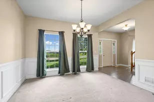 435 Shadow Wood Dr, Yorkville, IL 60560 - Photo 3