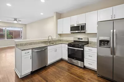 3923 W Ainslie Street #1E, Chicago, IL 60625 - Photo 9