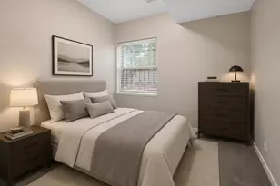 3923 W Ainslie St, Chicago, IL 60625 - Photo 21