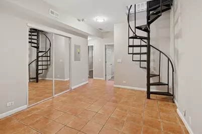 3923 W Ainslie Street #1E, Chicago, IL 60625 - Photo 13