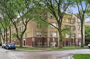 3923 W Ainslie St, Chicago, IL 60625 - Photo 1