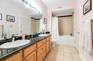 165 N Canal St, Chicago, IL 60606 - Photo 11