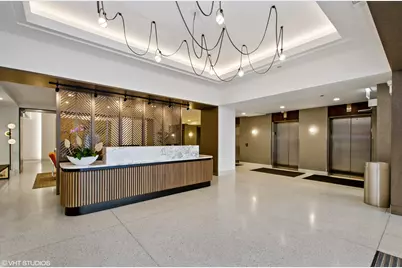 165 N Canal Street #1406, Chicago, IL 60606 - Photo 3
