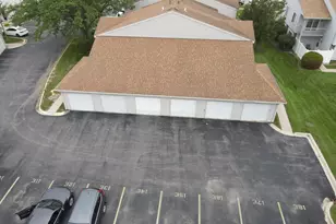 17 Fernwood Dr, Bolingbrook, IL 60440 - Photo 19
