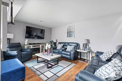 17 Fernwood Drive, Bolingbrook, IL 60440 - Photo 3