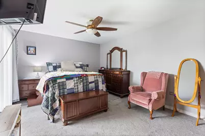 17 Fernwood Drive, Bolingbrook, IL 60440 - Photo 7