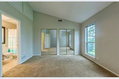 533 Woodhaven Drive #533, Mundelein, IL 60060 - Photo 7