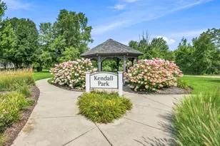 2431 Emily Ln, Elgin, IL 60124 - Photo 27