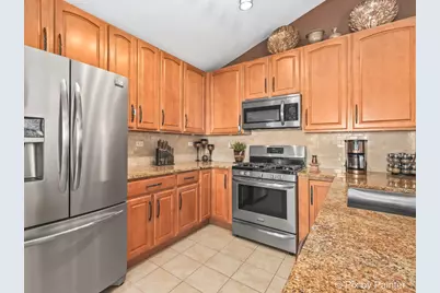 2431 Emily Lane, Elgin, IL 60124 - Photo 5