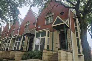 4611 S Lake Park Ave, Chicago, IL 60653 - Photo 1