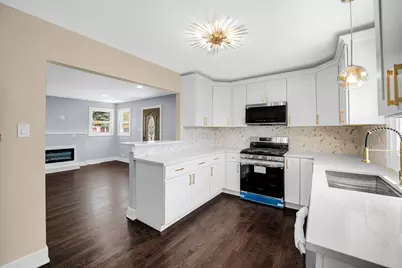 6409 W 85th Place, Burbank, IL 60459 - Photo 5