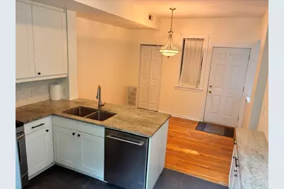 2458 W Eastwood Avenue #2, Chicago, IL 60625 - Photo 11