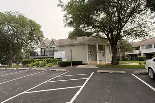 220 Oak Knoll Ct, Schaumburg, IL 60193 - Photo 29