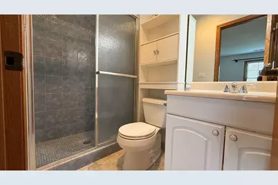220 Oak Knoll Court #B2, Schaumburg, IL 60193 - Photo 21