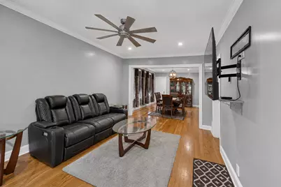 9926 S Wentworth Avenue, Chicago, IL 60628 - Photo 3