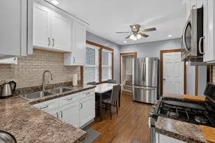 9926 S Wentworth Ave, Chicago, IL 60628 - Photo 7
