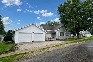 201 Mc Kinley St, Georgetown, IL 61846 - Photo 23