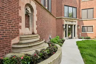 1337 W Estes Ave, Chicago, IL 60626 - Photo 3