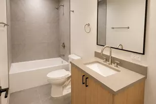 1337 W Estes Ave, Chicago, IL 60626 - Photo 23