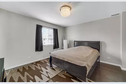 673 E Fountainview Drive #673, Mundelein, IL 60060 - Photo 9